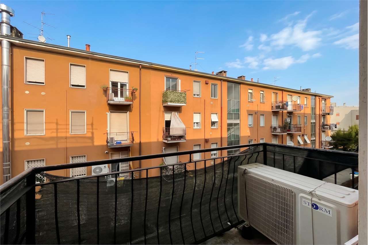 VENDITA 2 Locali, Monza, 157.000 Euro