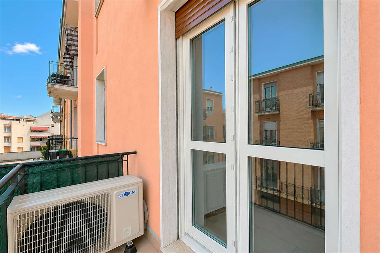 VENDITA 2 Locali, Monza, 157.000 Euro
