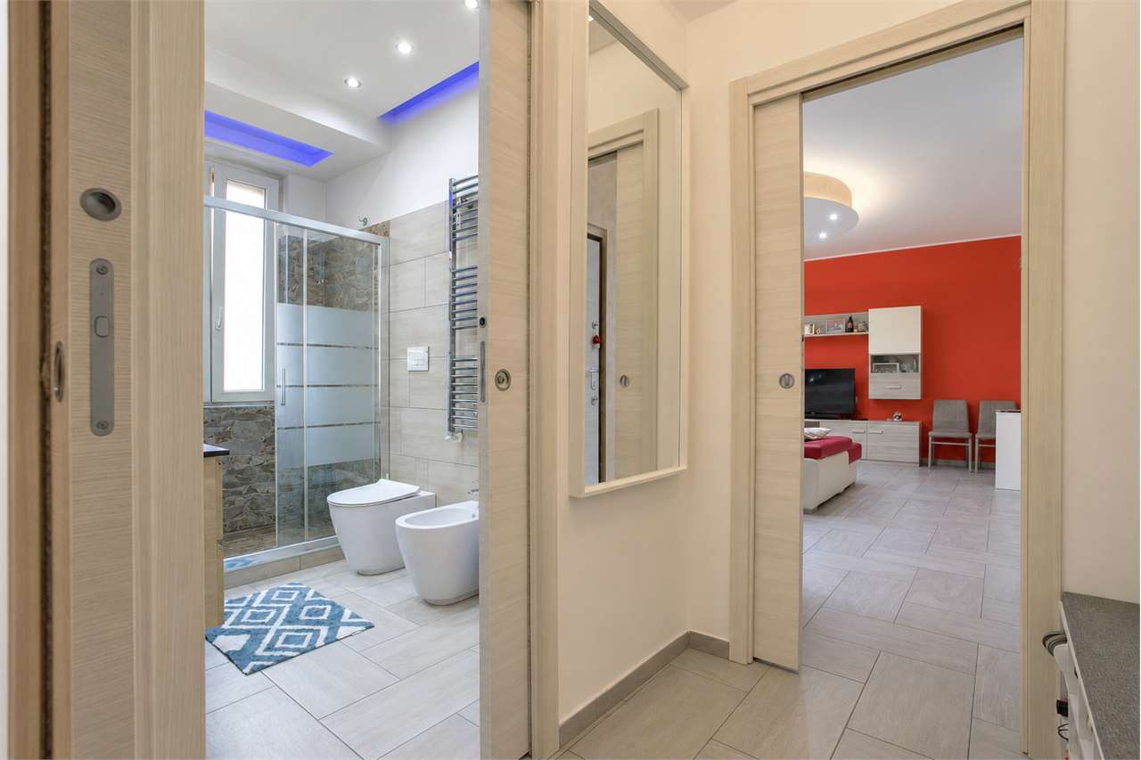 VENDITA 2 Locali, Monza, 157.000 Euro