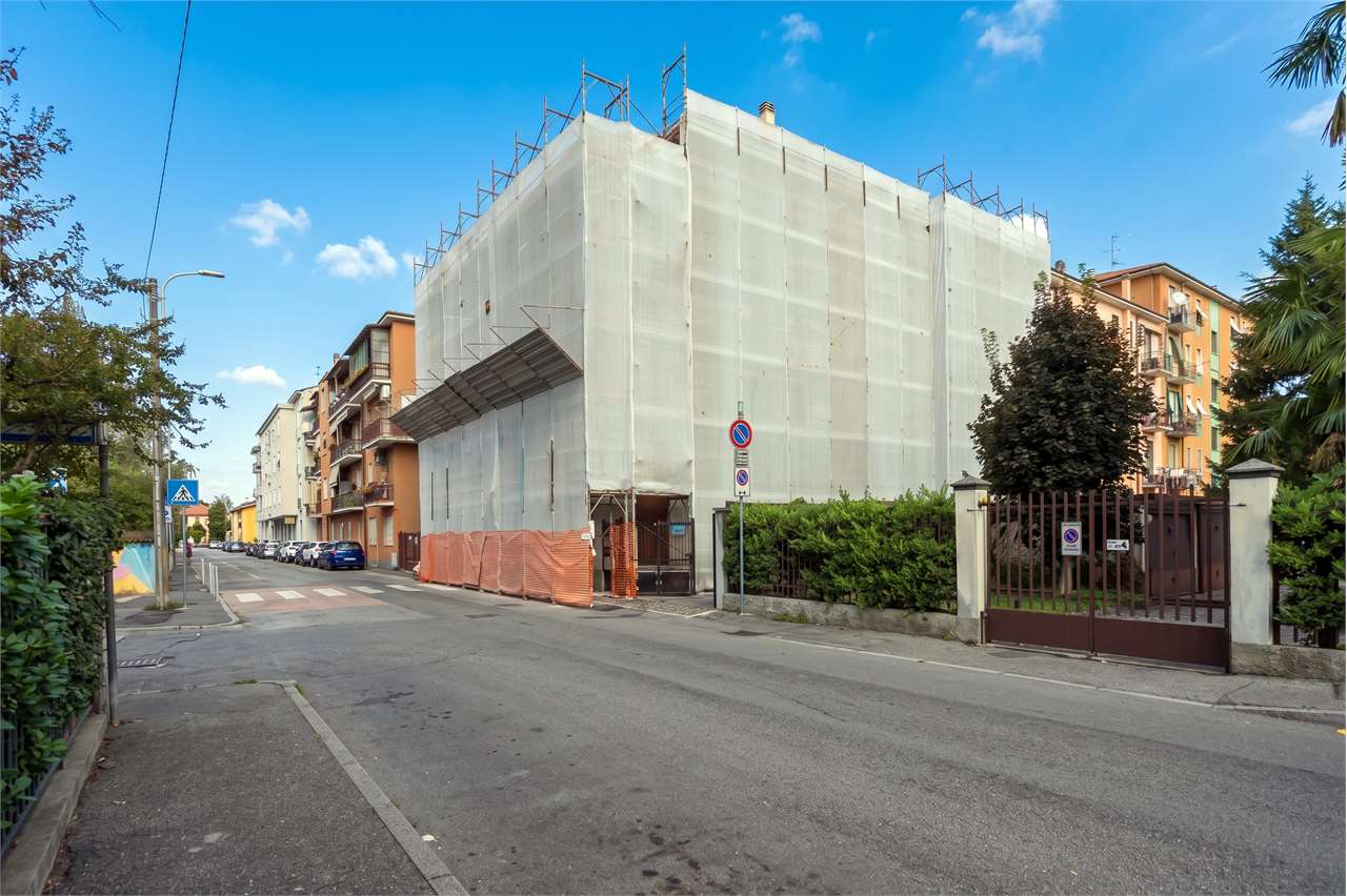 VENDITA 2 Locali, Monza, 157.000 Euro