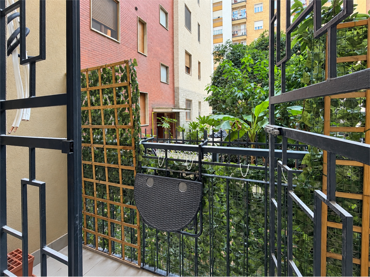VENDITA 2 Locali, Milano, 299.800 Euro