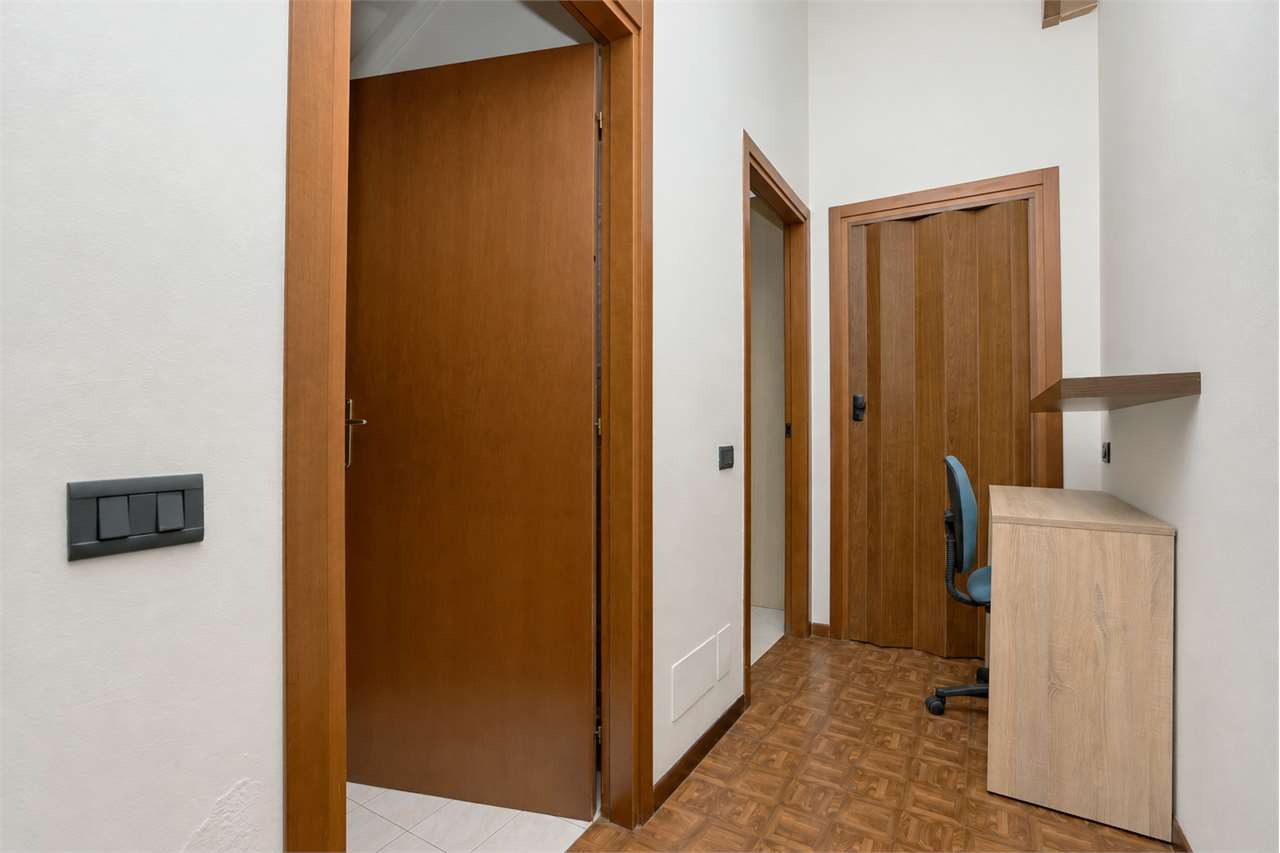 VENDITA 2 Locali, Grezzago, 75.000 Euro