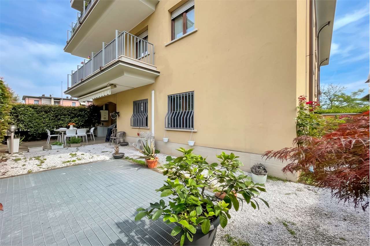 VENDITA 3 Locali, Monza, 398.000 Euro