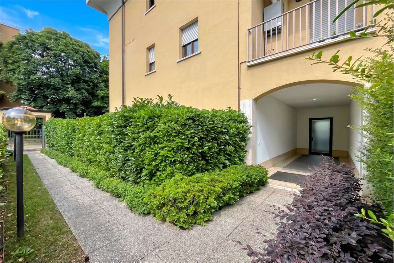 VENDITA 3 Locali, Monza, 398.000 Euro
