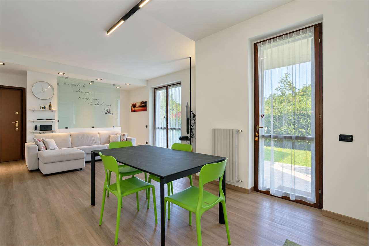 VENDITA 3 Locali, Bernareggio, 268.000 Euro