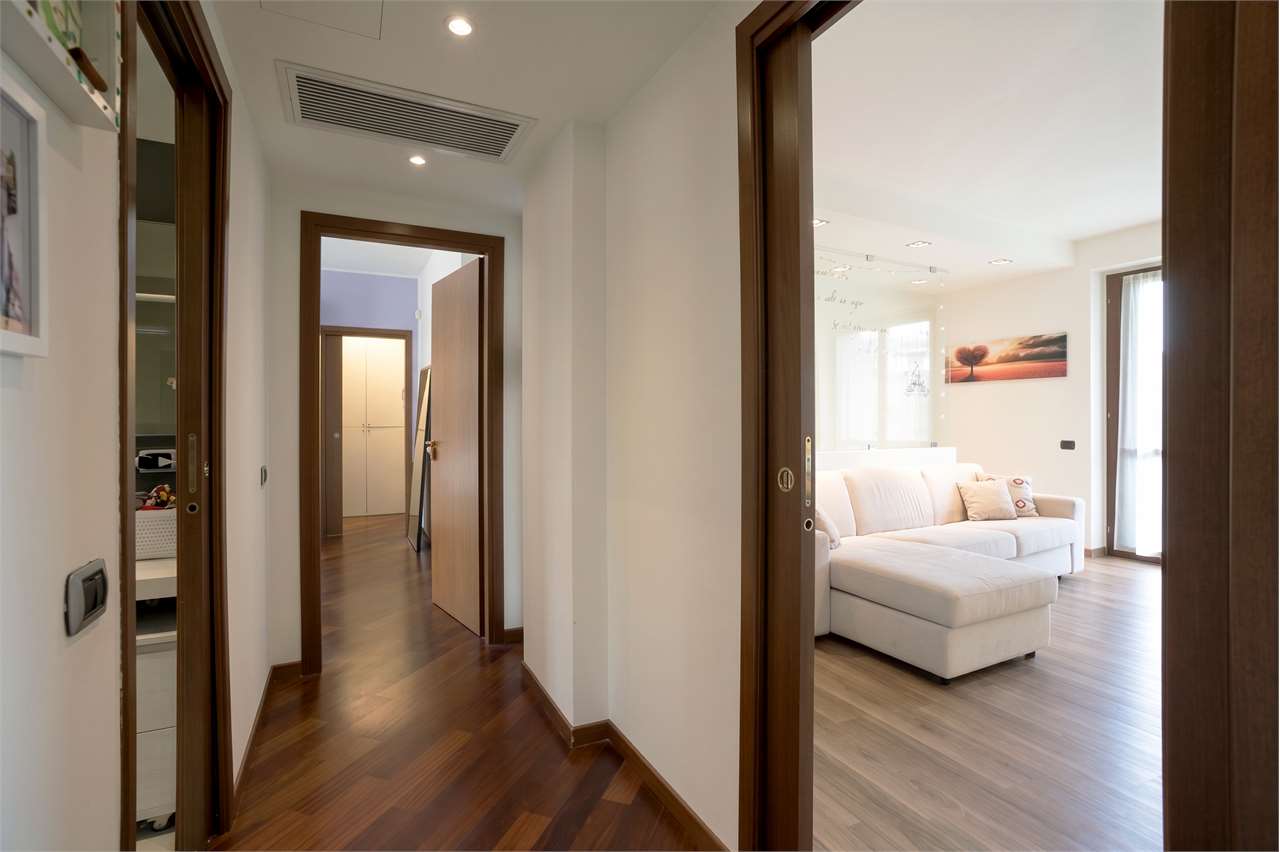 VENDITA 3 Locali, Bernareggio, 268.000 Euro