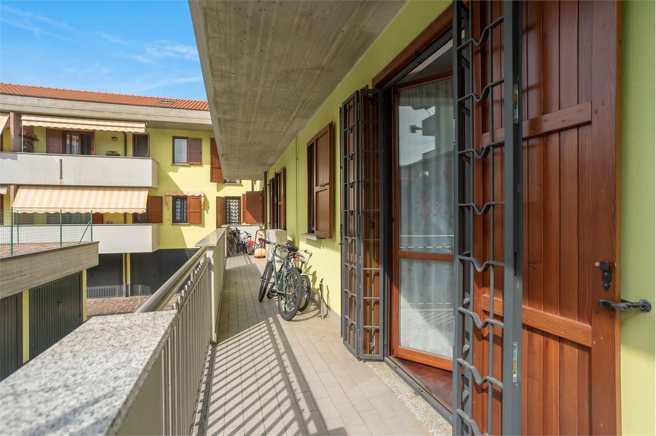 VENDITA 3 Locali, Bernareggio, 268.000 Euro