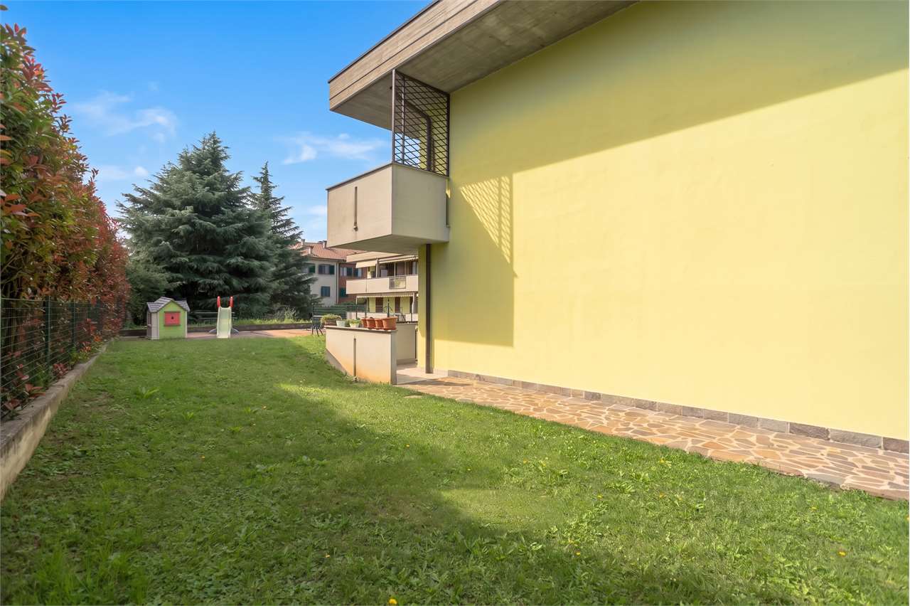 VENDITA 3 Locali, Bernareggio, 268.000 Euro