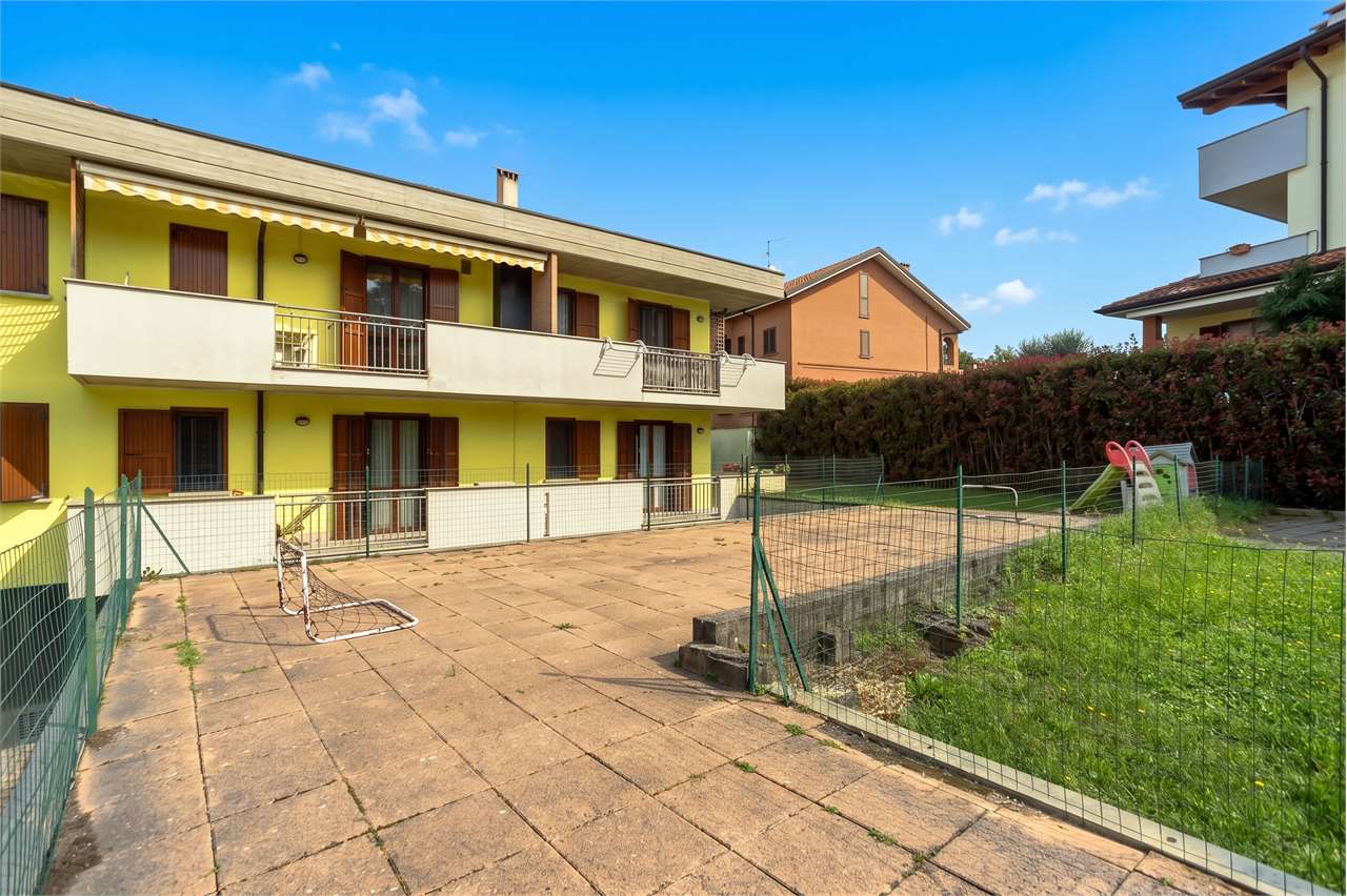 VENDITA 3 Locali, Bernareggio, 268.000 Euro