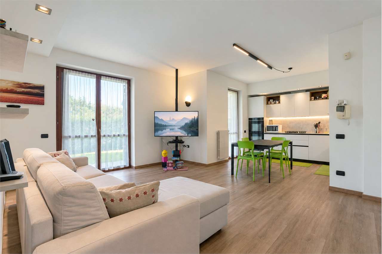 VENDITA 3 Locali, Bernareggio, 268.000 Euro