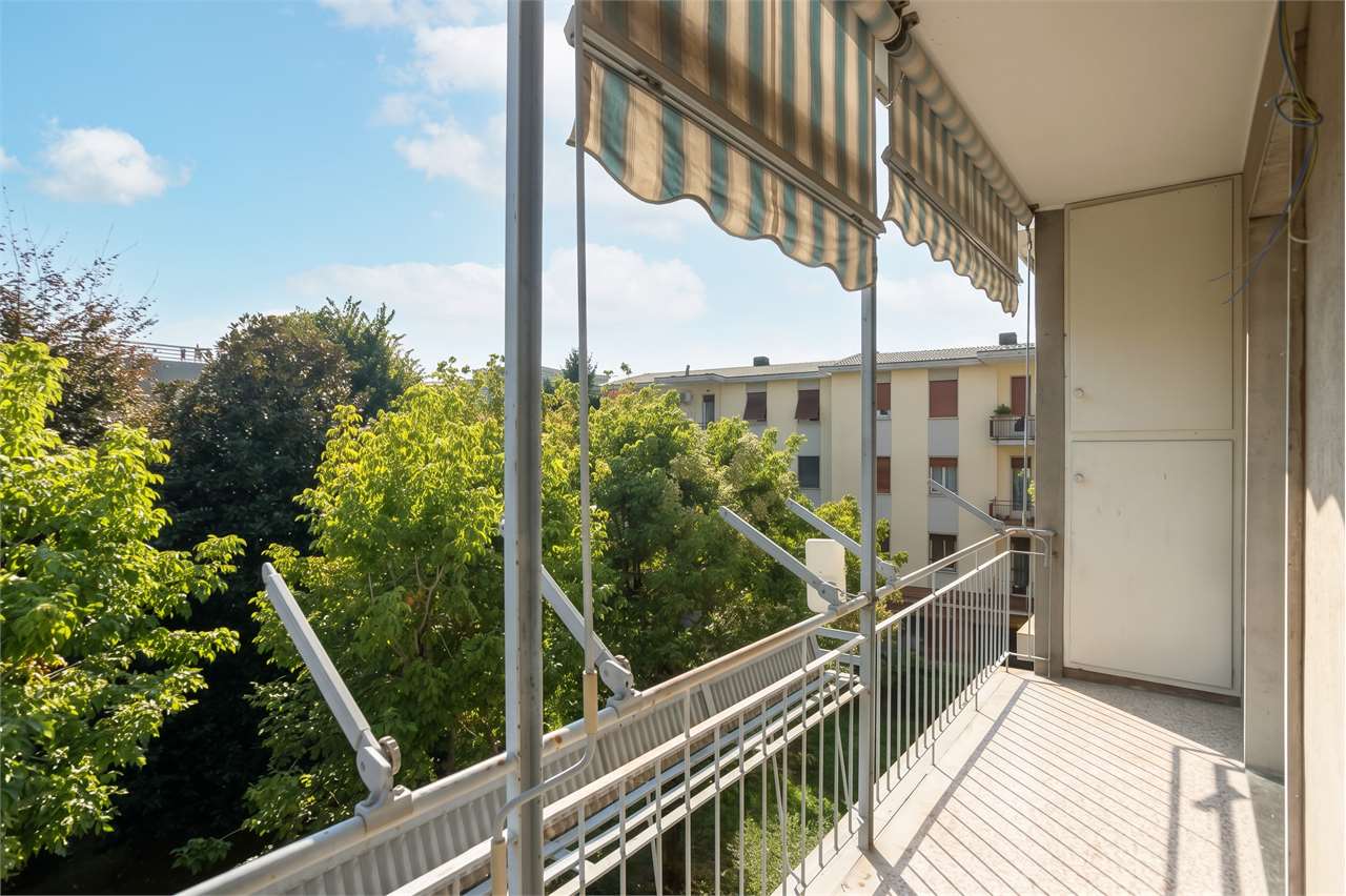 VENDITA 3 Locali, Bergamo, 213.000 Euro