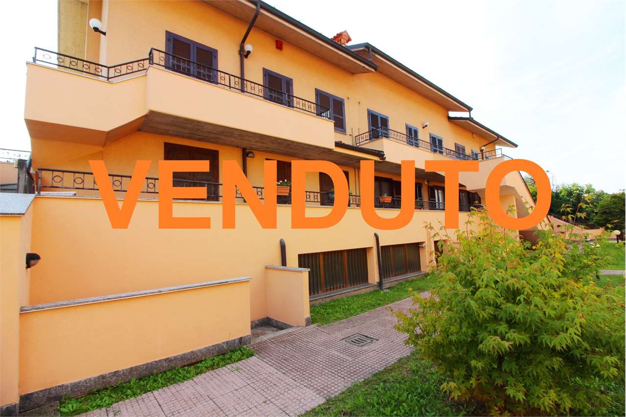 VENDITA 2 Locali, Trezzano Rosa, 50.000 Euro