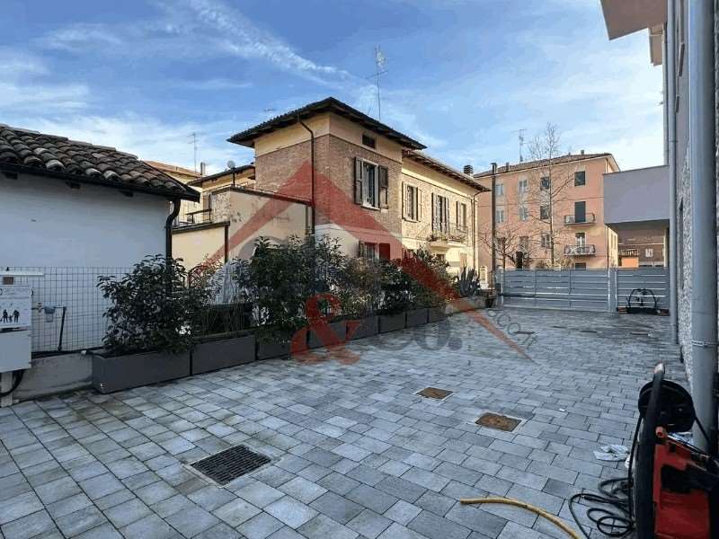 Appartamento in vendita a Modena (MO)