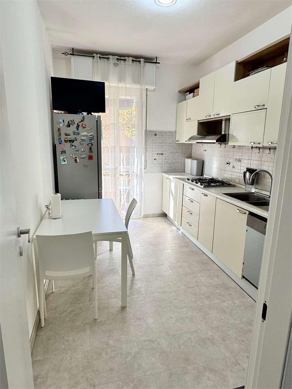 Venta vendita, Modena