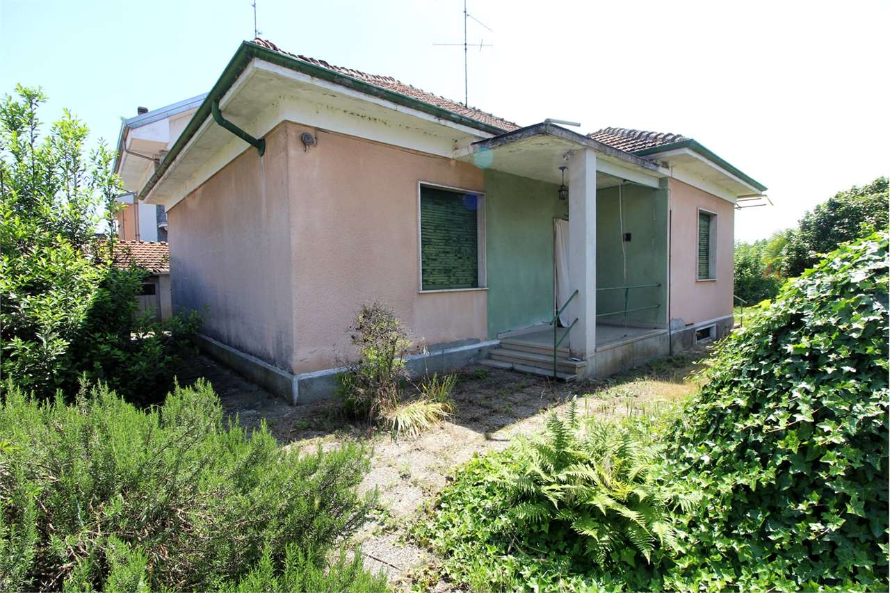 Vendita Casa Indipendente Casa/Villa Novara strada gallina 7 434674