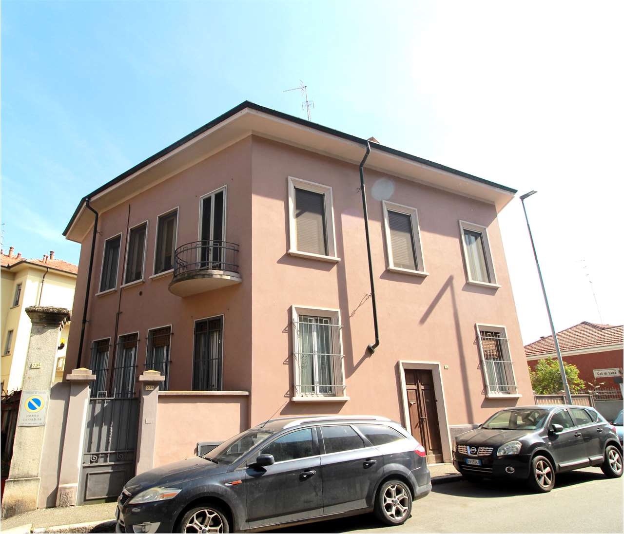 Novara Vendita 4 o più locali