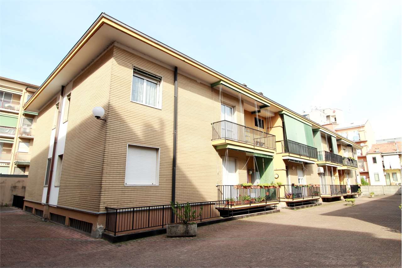 Novara Vendita 4 o più locali