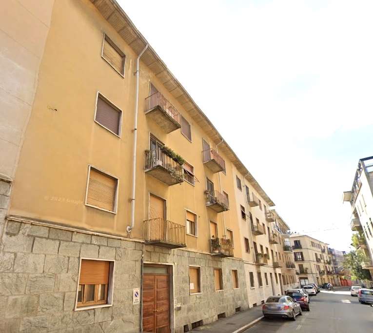 Novara Vendita 4 o più locali