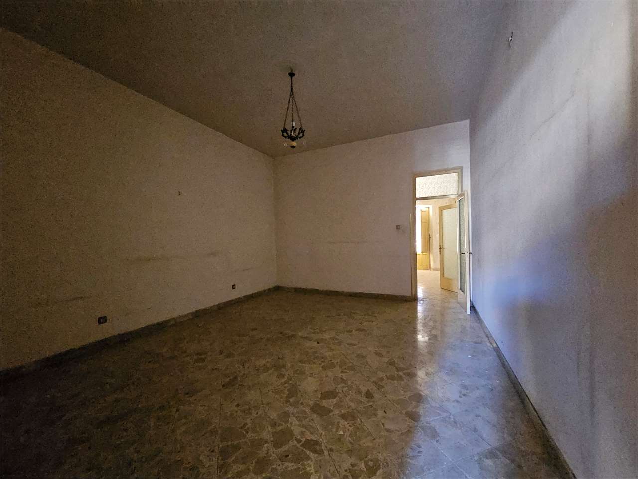 Appartamento in vendita a Carini (PA)