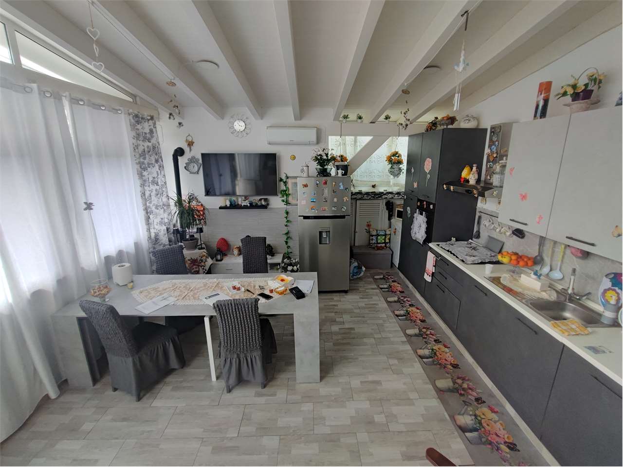 Fotografia Porzione di casa piccola 1