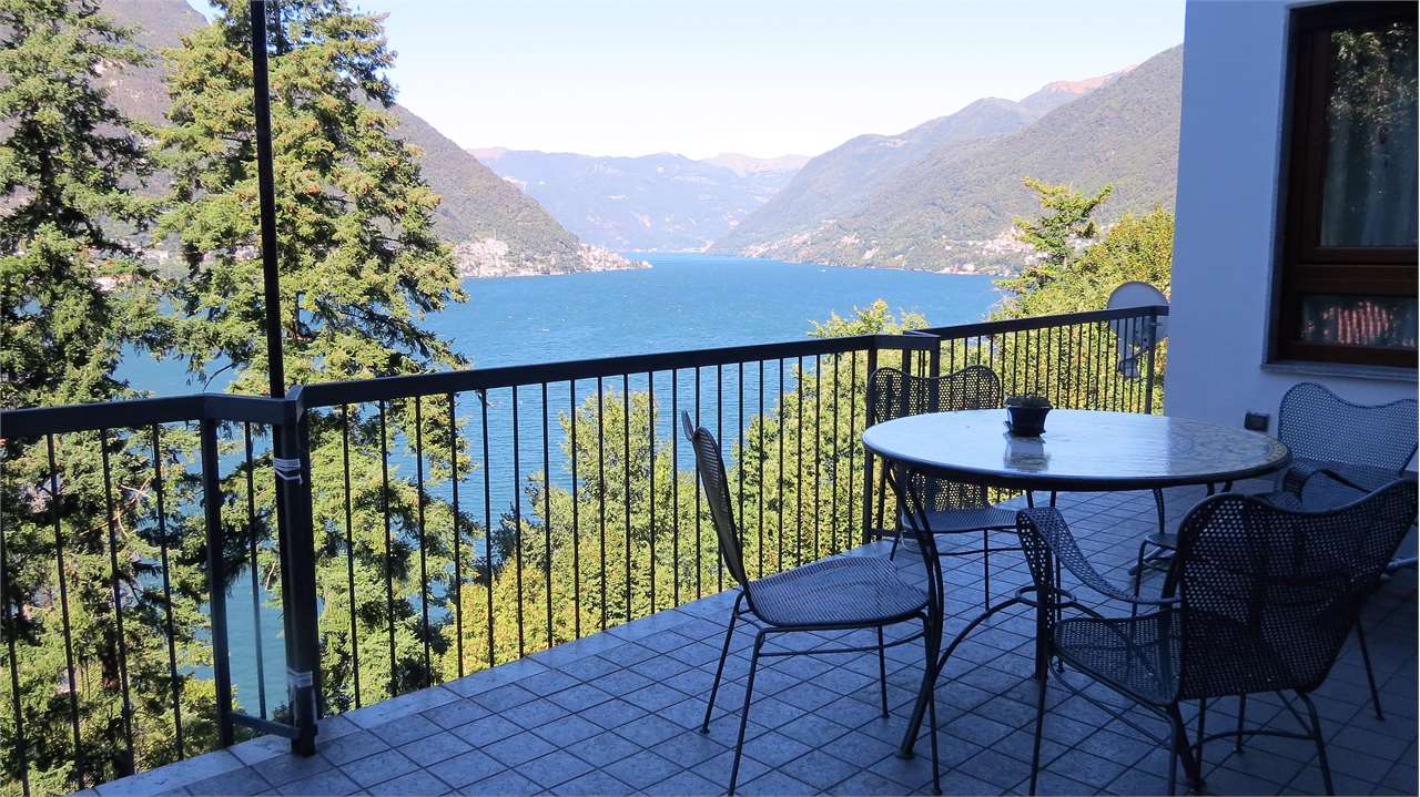 Faggeto Lario Vendita Villa
