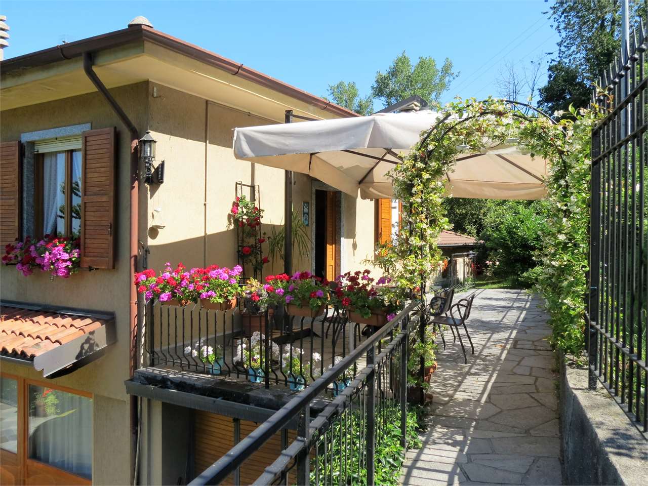 Faggeto Lario Vendita Villa