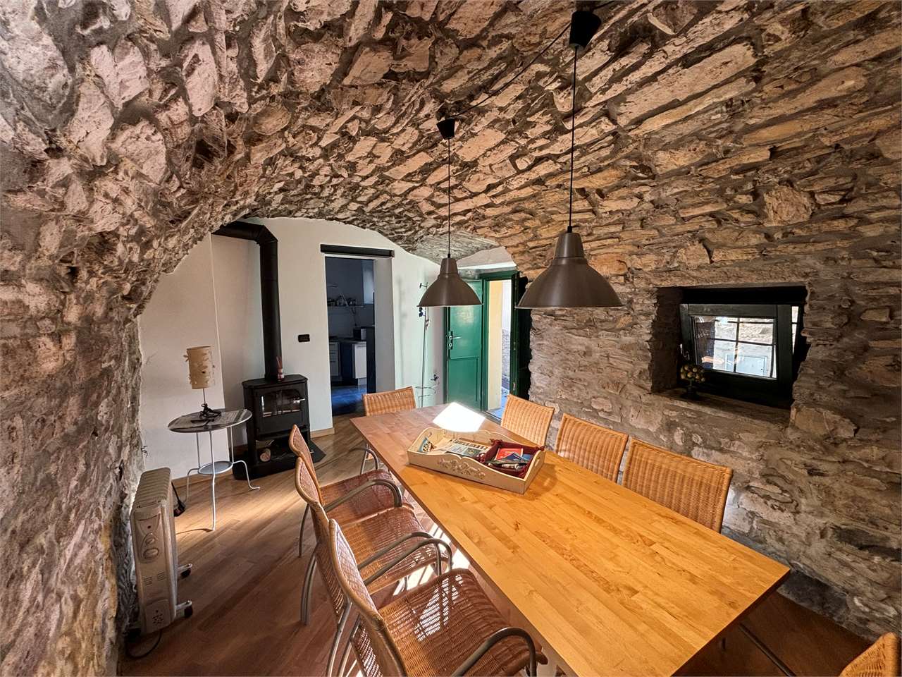 Pognana Lario Vendita 4 o più locali