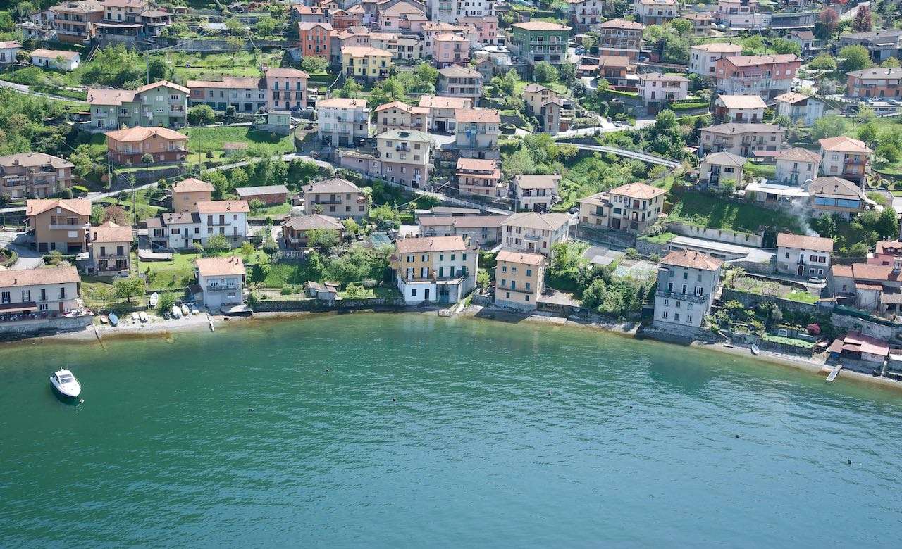 Lezzeno Vendita Porzione di Casa