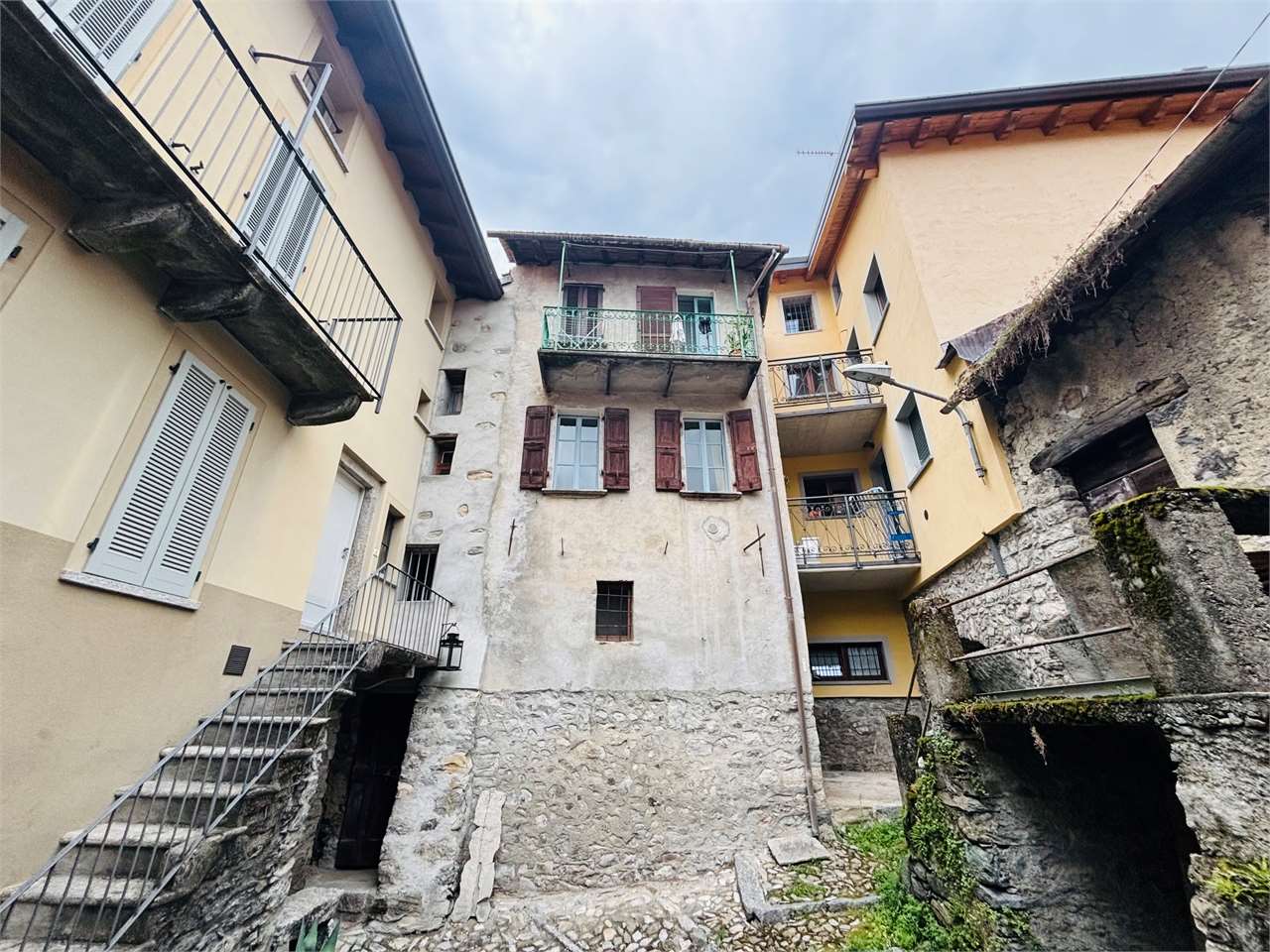 Nesso Vendita 4 o più locali
