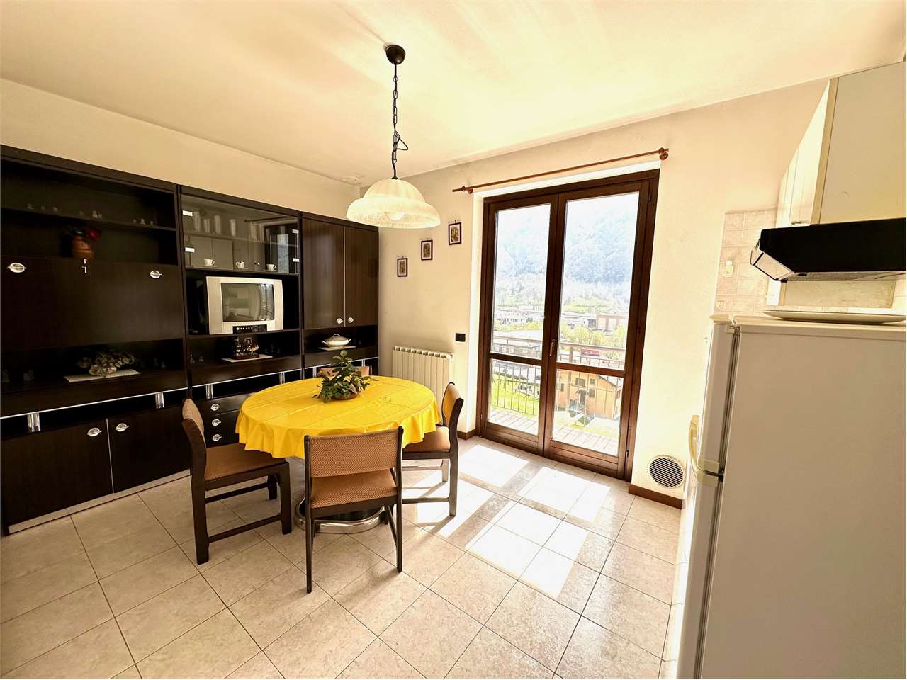 Appartamento in vendita a Primaluna (LC)
