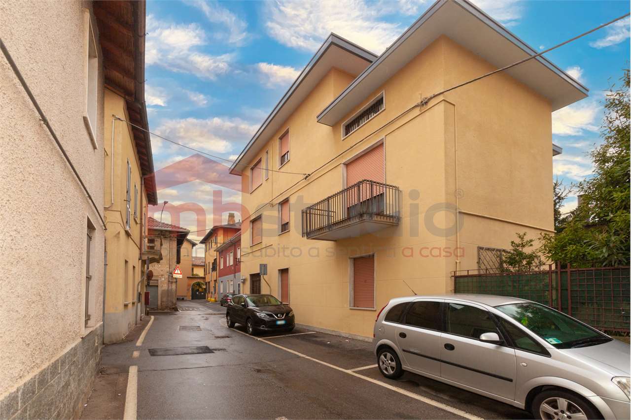 Vendita Palazzo/Palazzina/Stabile Casa/Villa Lonate Ceppino Via IV Novembre   410790