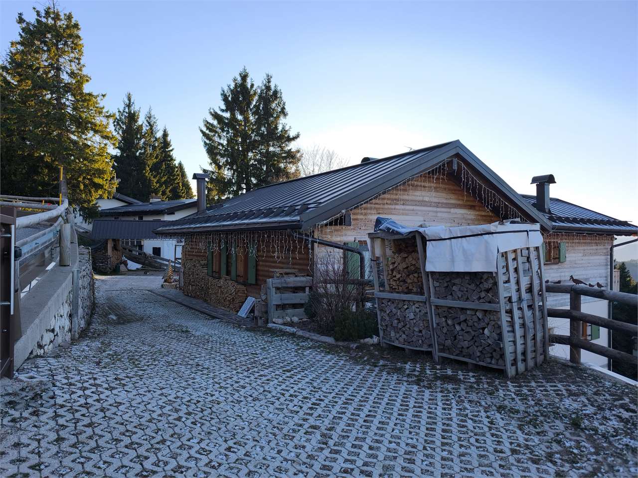 Foto villa indipendente in vendita a Trento (Trento)