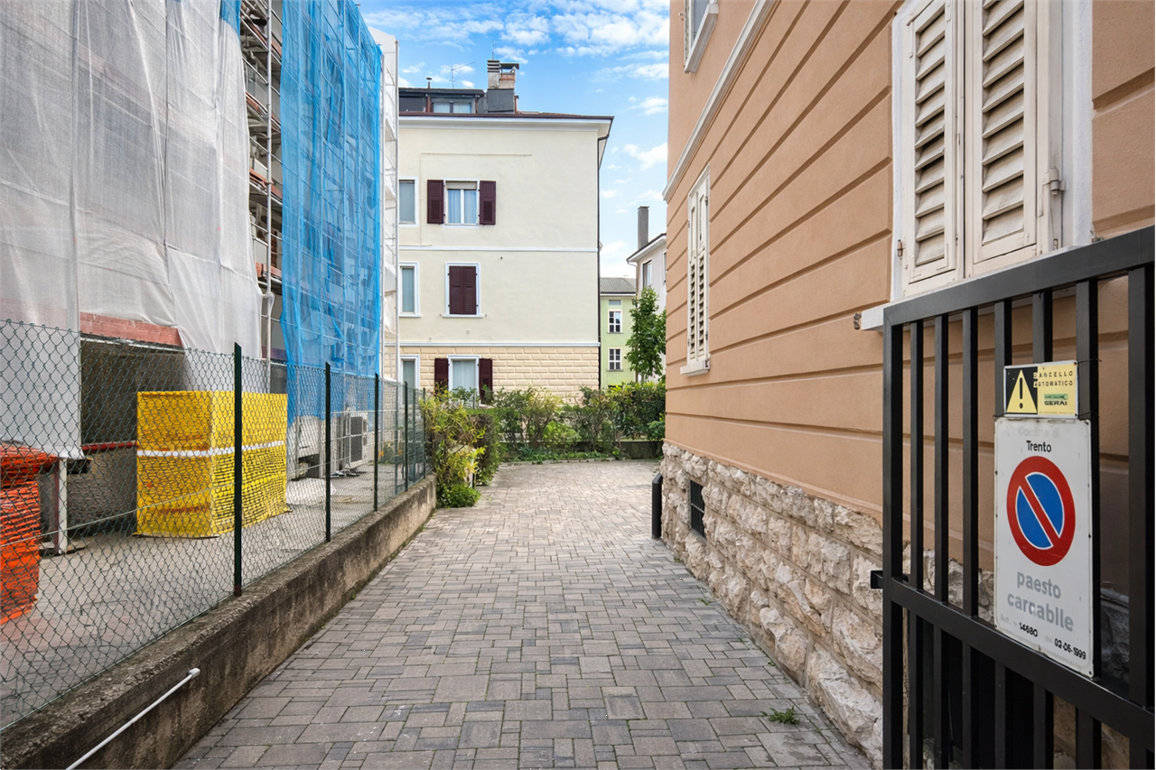 Foto appartamento in vendita a Trento (Trento)