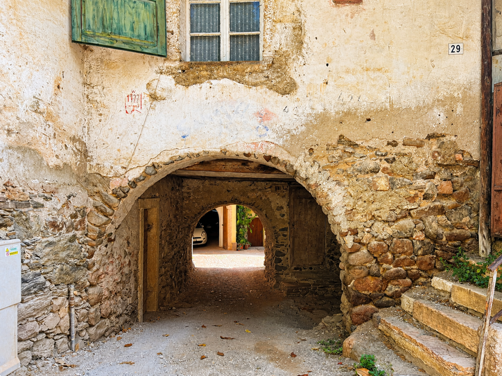Foto casale/rustico in vendita a Civezzano (Trento)