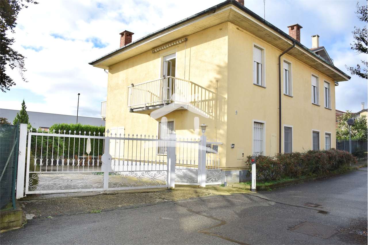 Casa indipendente in vendita a Chieri (TO)