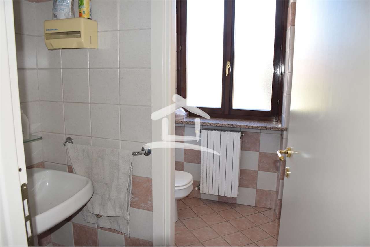 Ufficio in affitto a Testona, Moncalieri (TO)