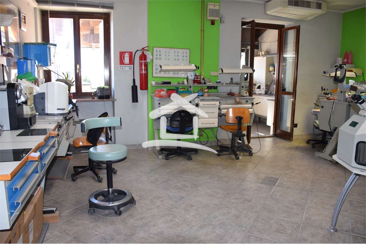 Ufficio in affitto a Testona, Moncalieri (TO)