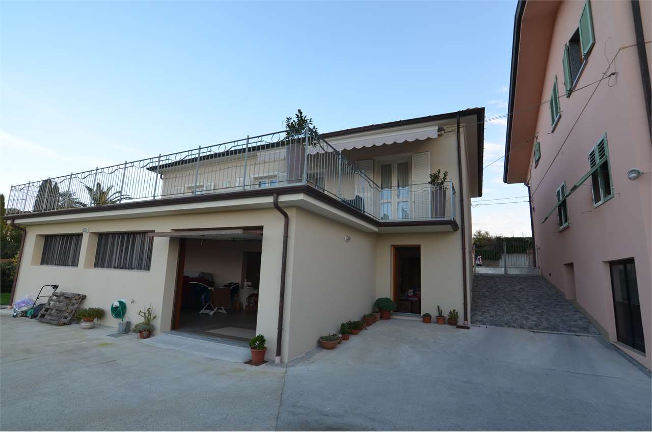 Villa in vendita a Lamporecchio (PT)