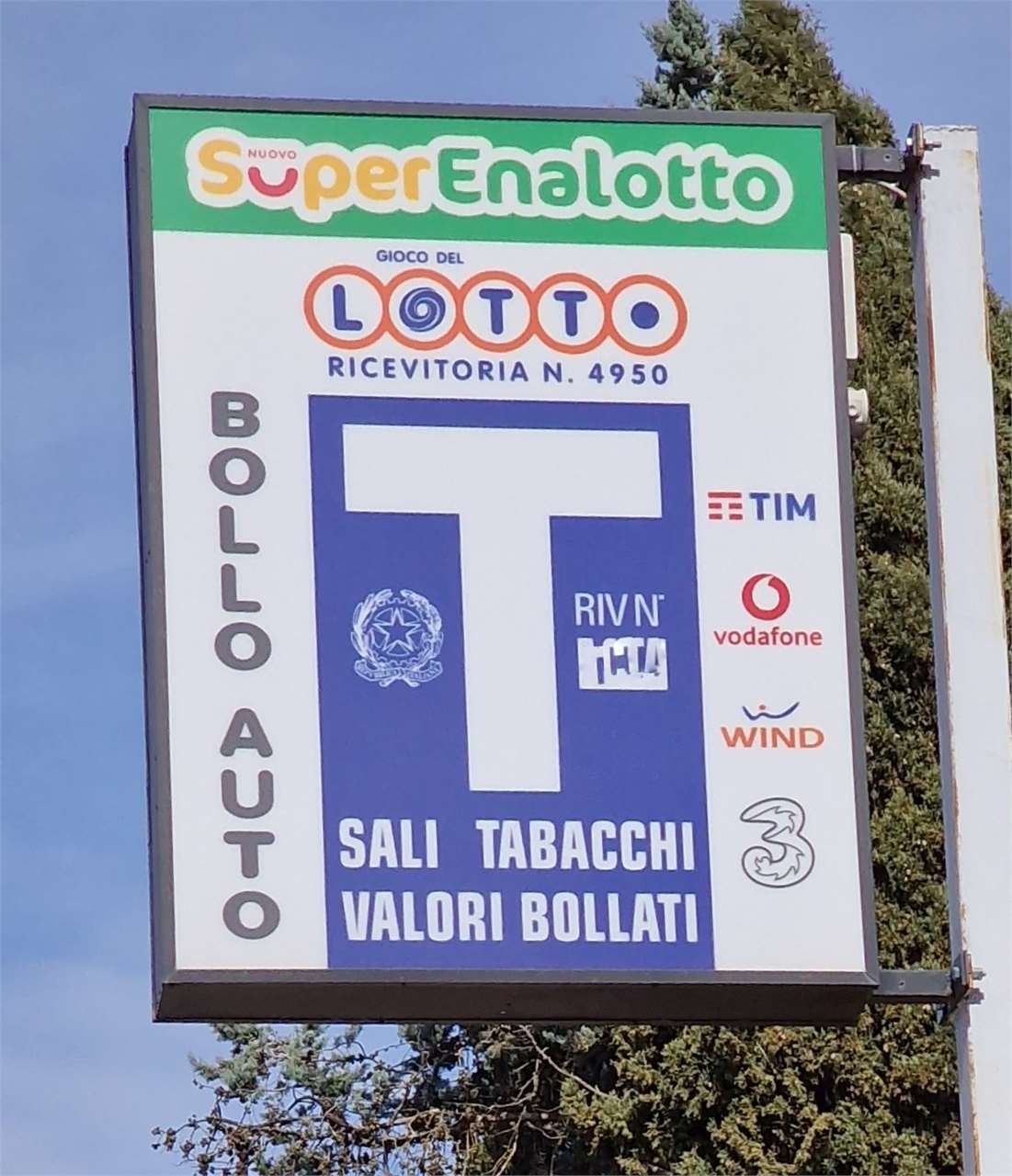 Perugia Vendesi/Cedesi attività di tabacchi e ricevitoria Perugia