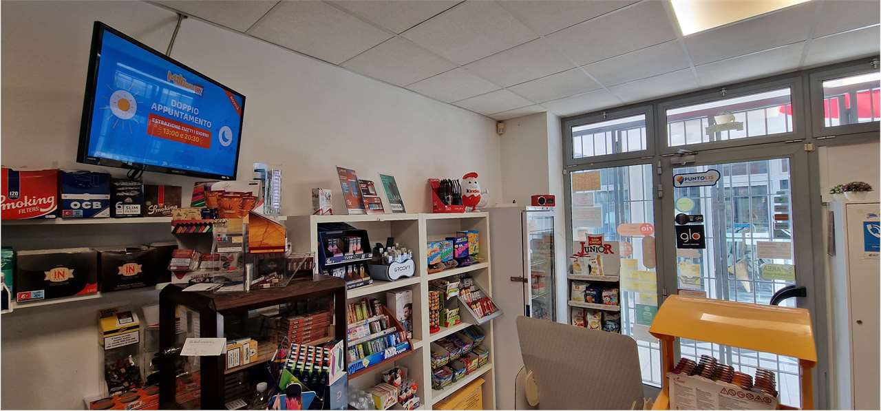 Attività commerciale in affitto a Ponte Felcino, Perugia (PG)