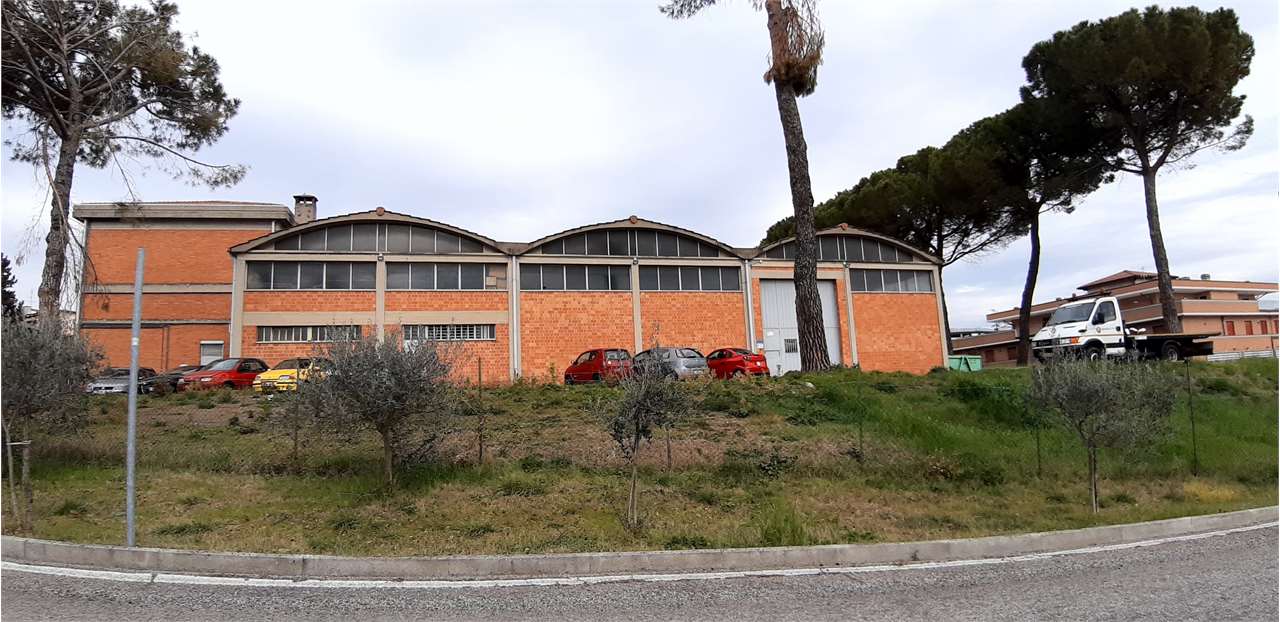 Perugia CAPANNONE INDUSTRIALE MQ.1000