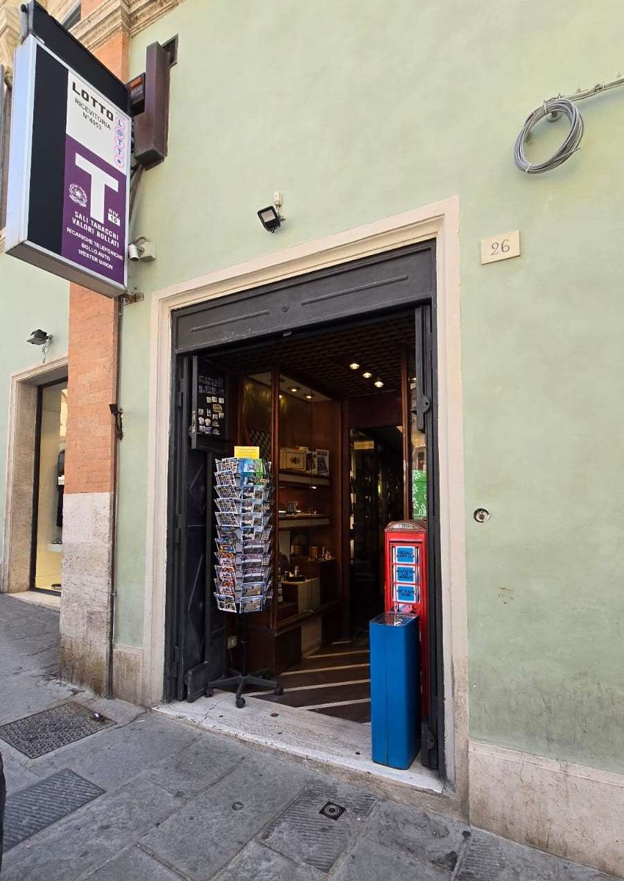 Attività commerciale in affitto a Perugia (PG)