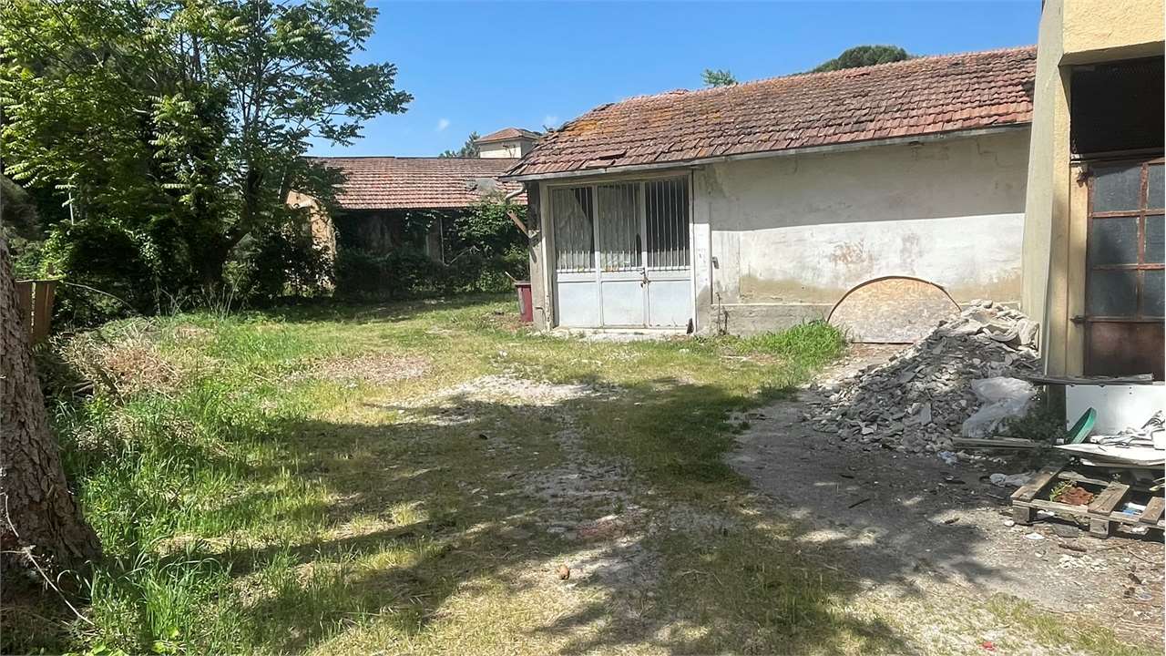 Negozio in vendita a Ponte Felcino, Perugia (PG)