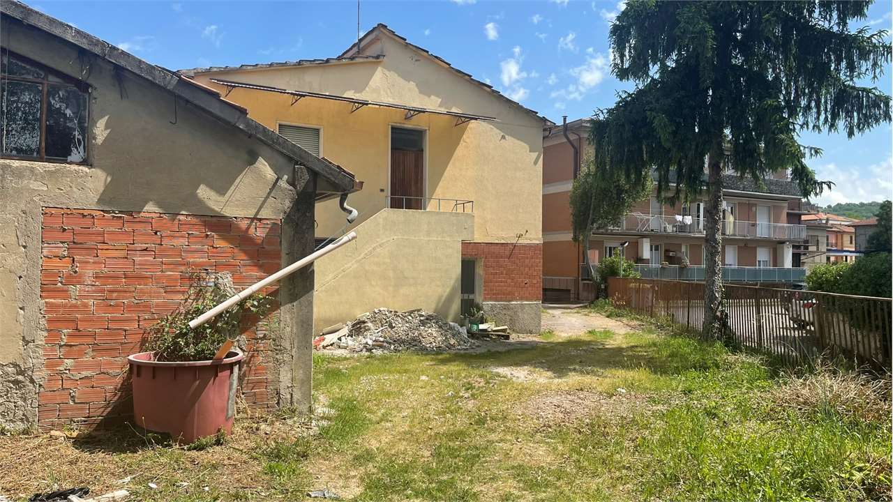 Negozio in vendita a Ponte Felcino, Perugia (PG)