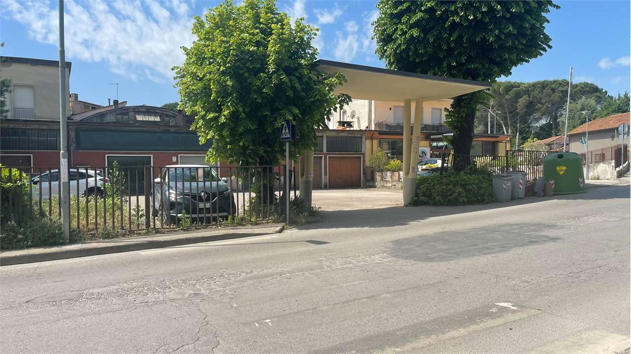 Negozio in vendita a Ponte Felcino, Perugia (PG)