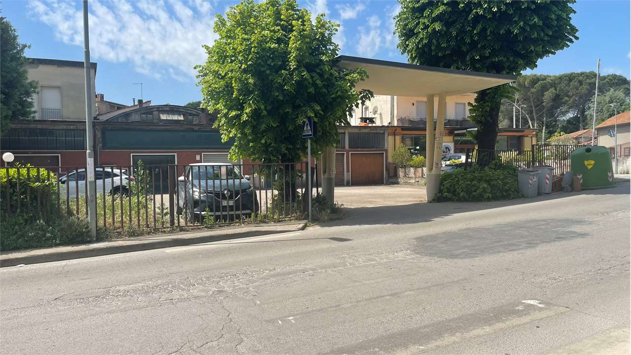 Negozio in vendita a Ponte Felcino, Perugia (PG)