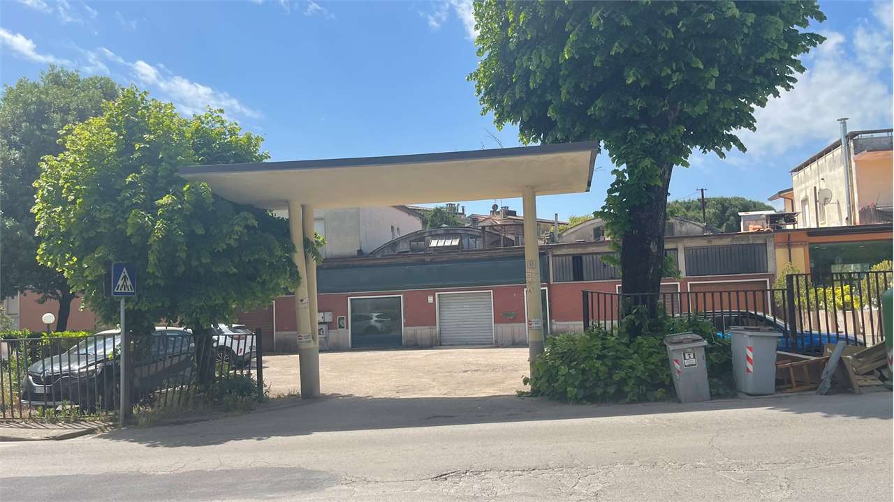 Negozio in vendita a Ponte Felcino, Perugia (PG)