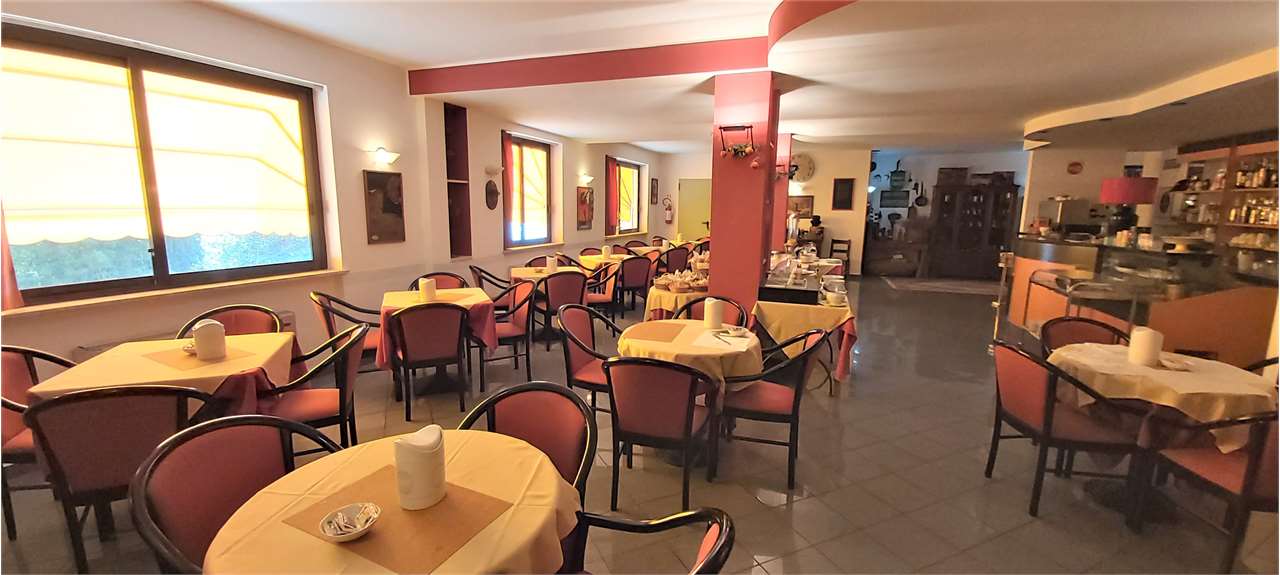 Albergo/Hotel in vendita a Magione (PG)