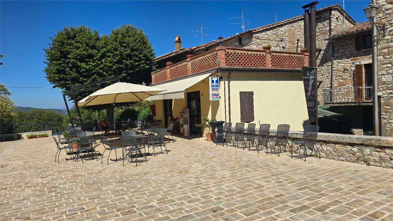 Corciano Bar Tabacchi Gelateria Lotto vendesi Corciano 