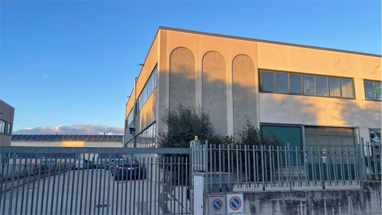 Foligno Carrozzeria in vendita 